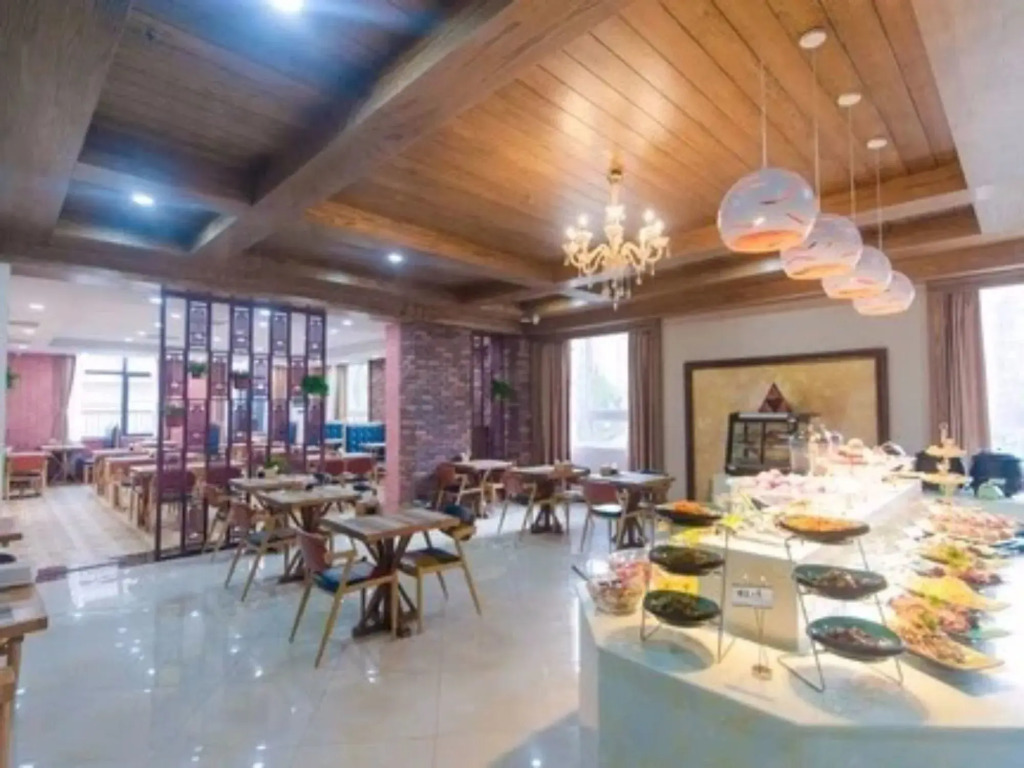 Vienna Hotel (Chengyang Wanxianghui Store)