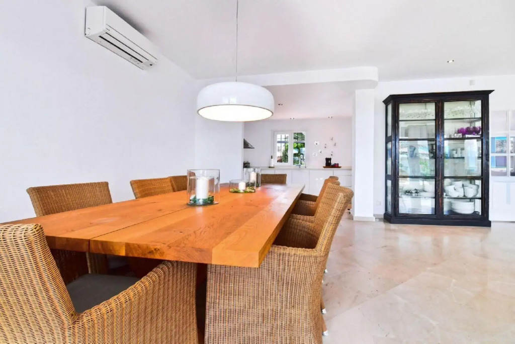 Luxury Villa Near Marbella with Private Pool, Jacuzzi & Modern Amenities