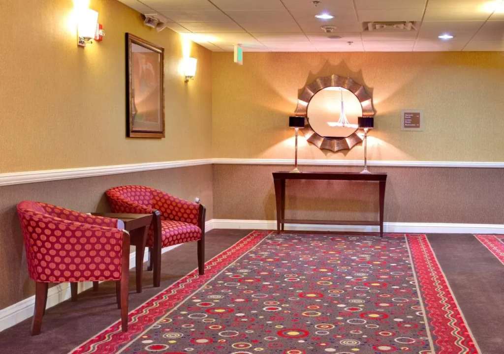 Doubletree By Hilton Fullerton
