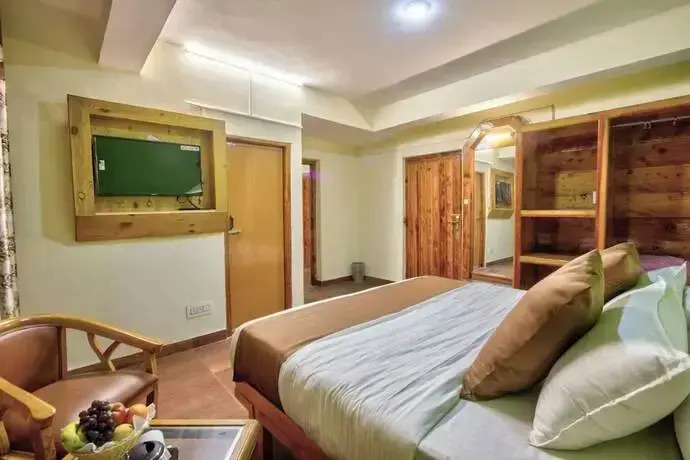 Goroomgo i Bex Manali