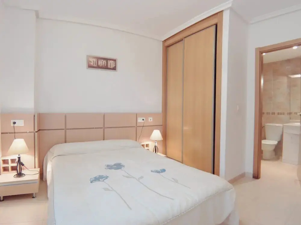 Piso de 2 Habitaciones en Marina D'Or primera linea de Playa VISTAMAR