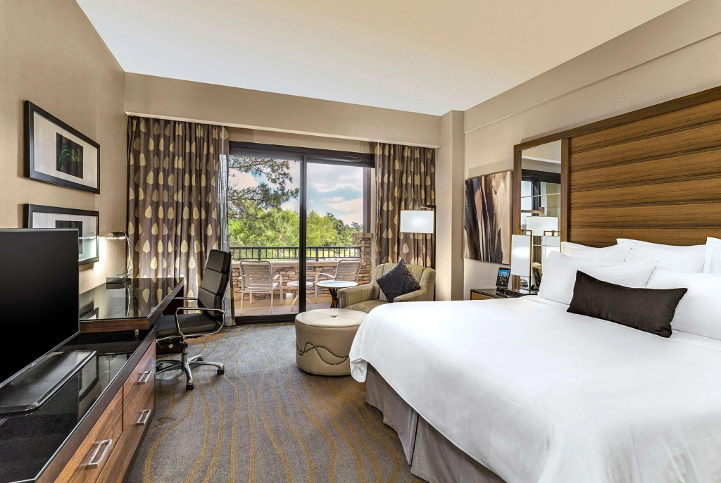 The Woodlands Resort, Curio Collection by Hilton