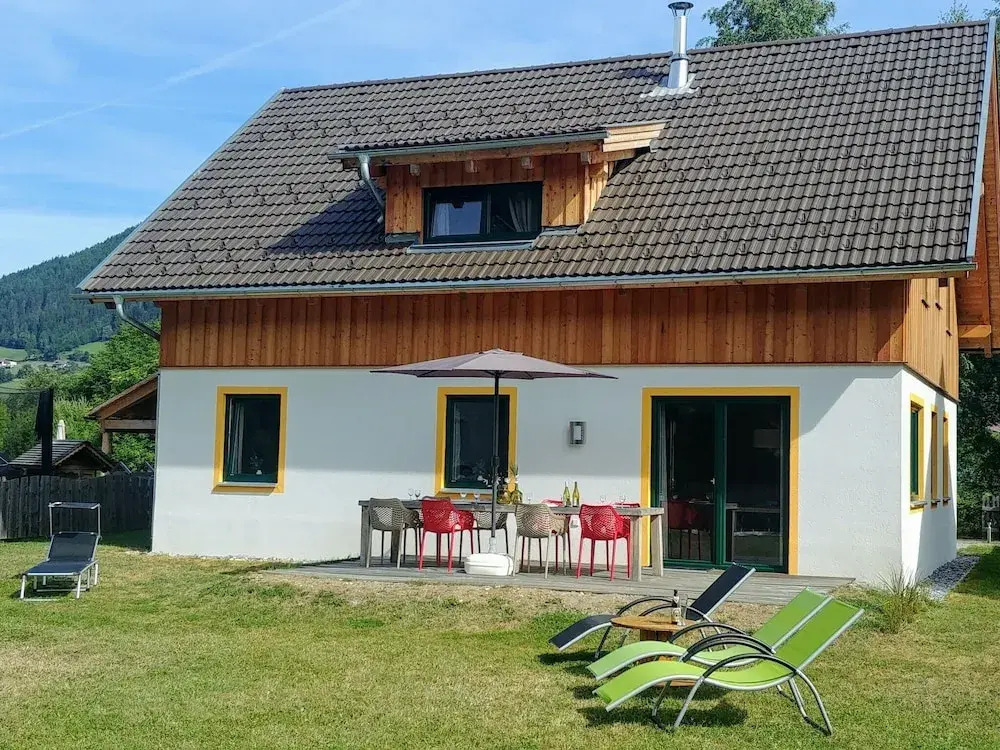 Cozy Holiday Home in Salzburg With Mountain View