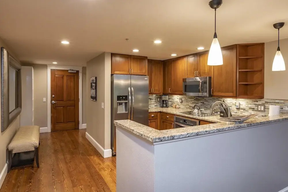River Club 306 2 Bedroom Condo by Alpine Lodging Telluride