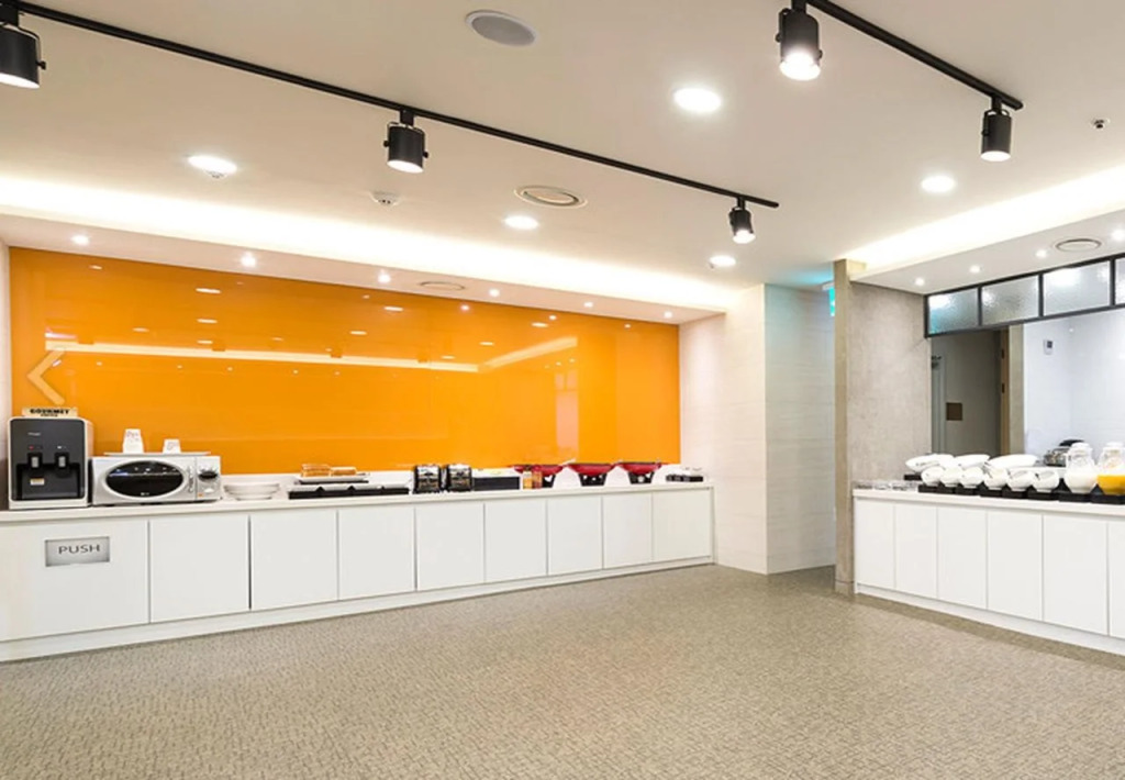 Western Coop Hotel & Residence Dongdaemun