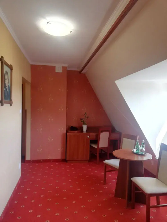 Dwór Bogucin Hotel&Restauracja