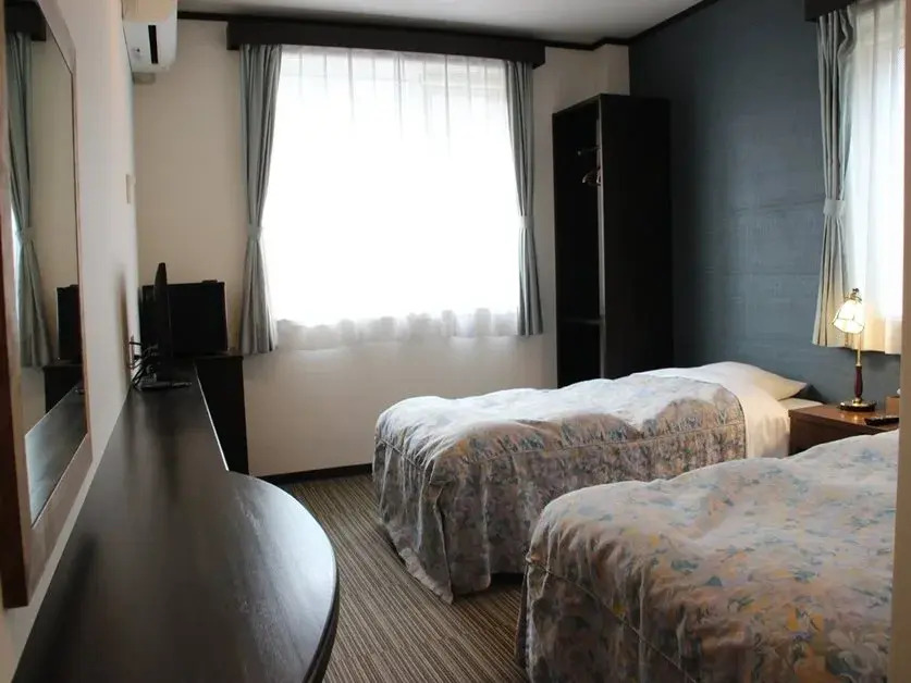 A Small Nature Hotel Hilltop 高原の小さなホテル ヒルトップ