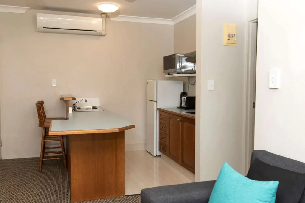 The Belmore Apartments Hotel