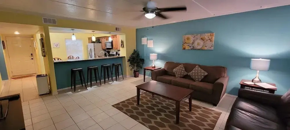 Clean Updated Condo w/ Pool 1/2 a Block to Beach 2 Bedroom Home by Redawning