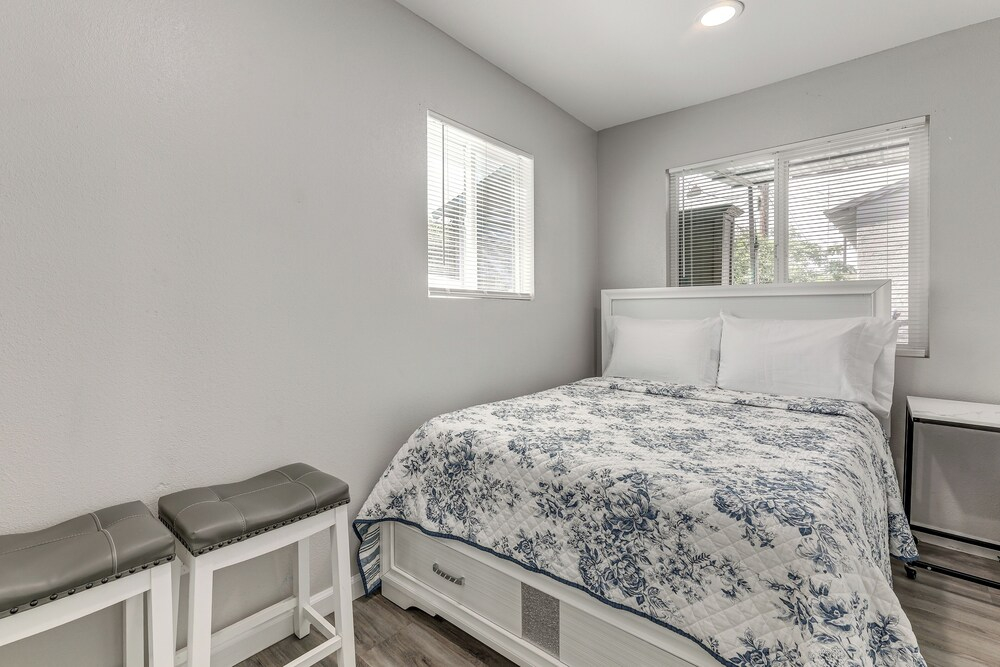 Near USC & Dtla! Extended Stay in West Adams