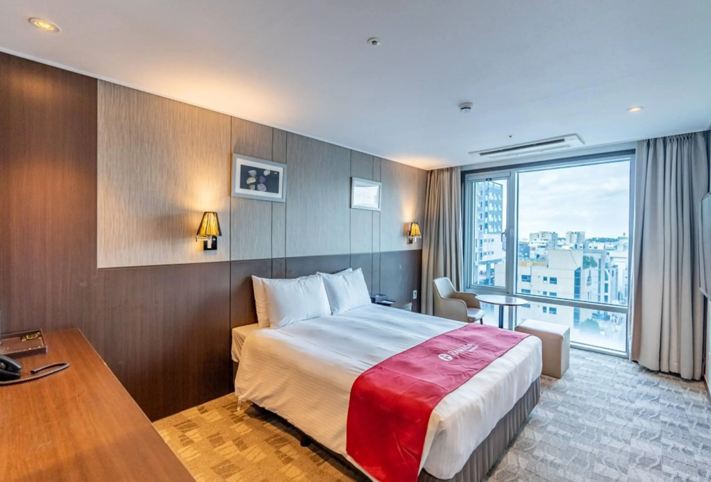 Ramada by Wyndham Jeju City Hall