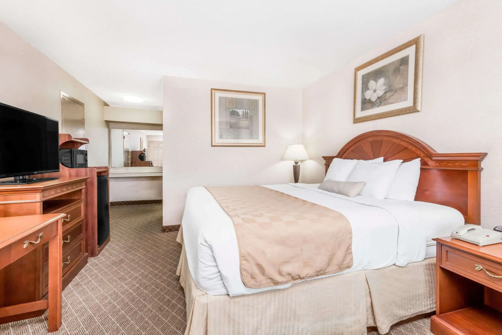 Ramada by Wyndham Macon