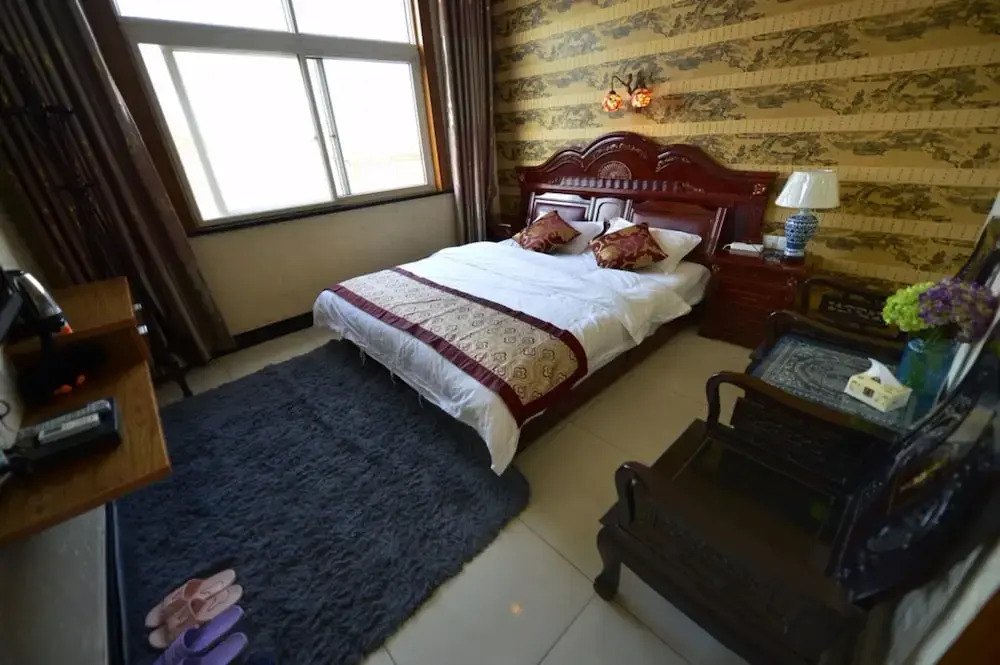 Wuzhen Pomegrante Garden Hotel