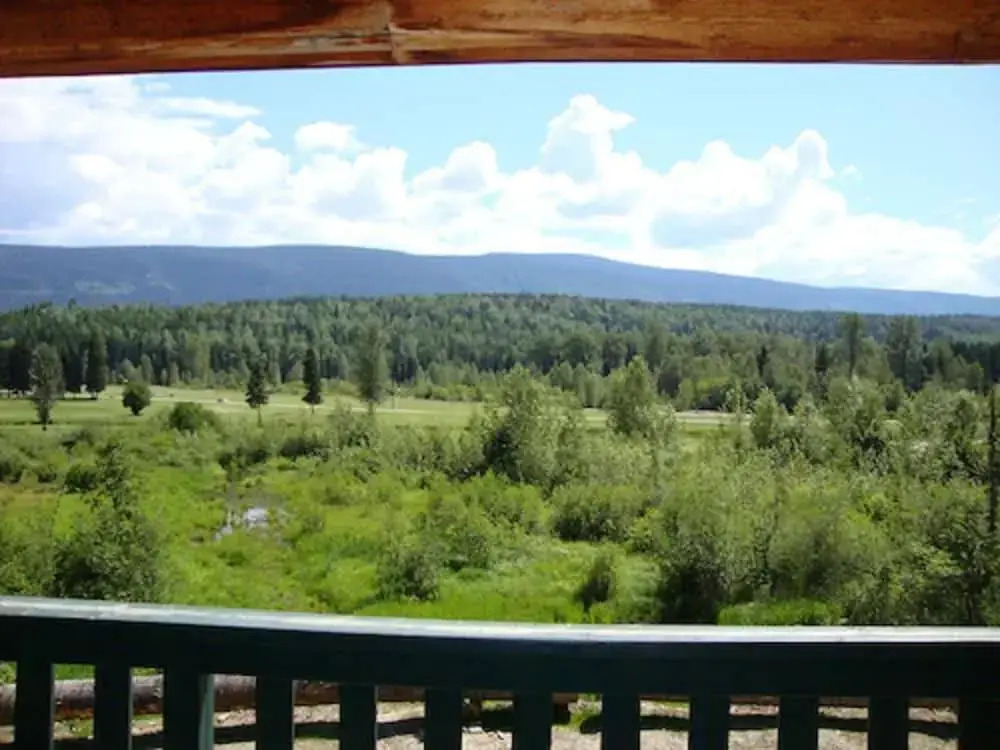 Helmcken Falls Lodge Cabin Rooms and RV Park