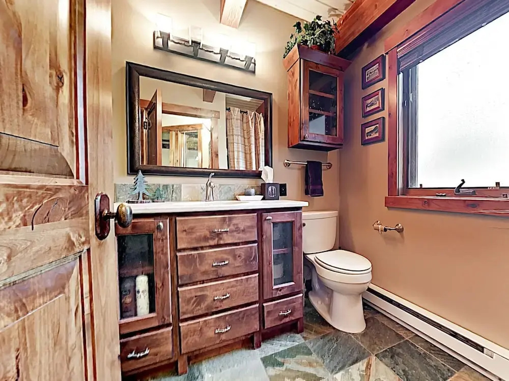 New Listing! Updated W/ Sauna, Near Ski Lift 2 Bedroom Townhouse