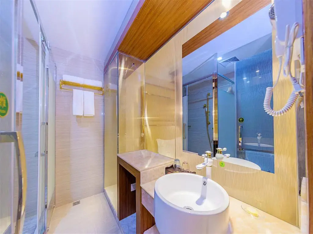 Yishanggong Theme Hotel (Guangzhou Huanghuagang Metro Station)