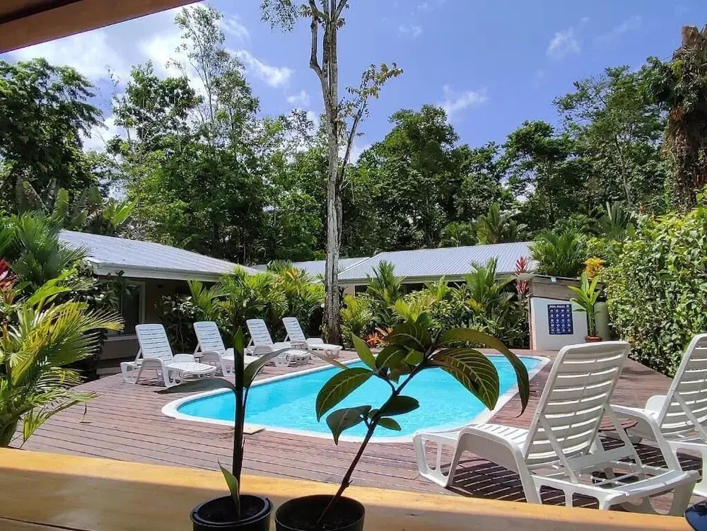 Alloro Jungle Villas