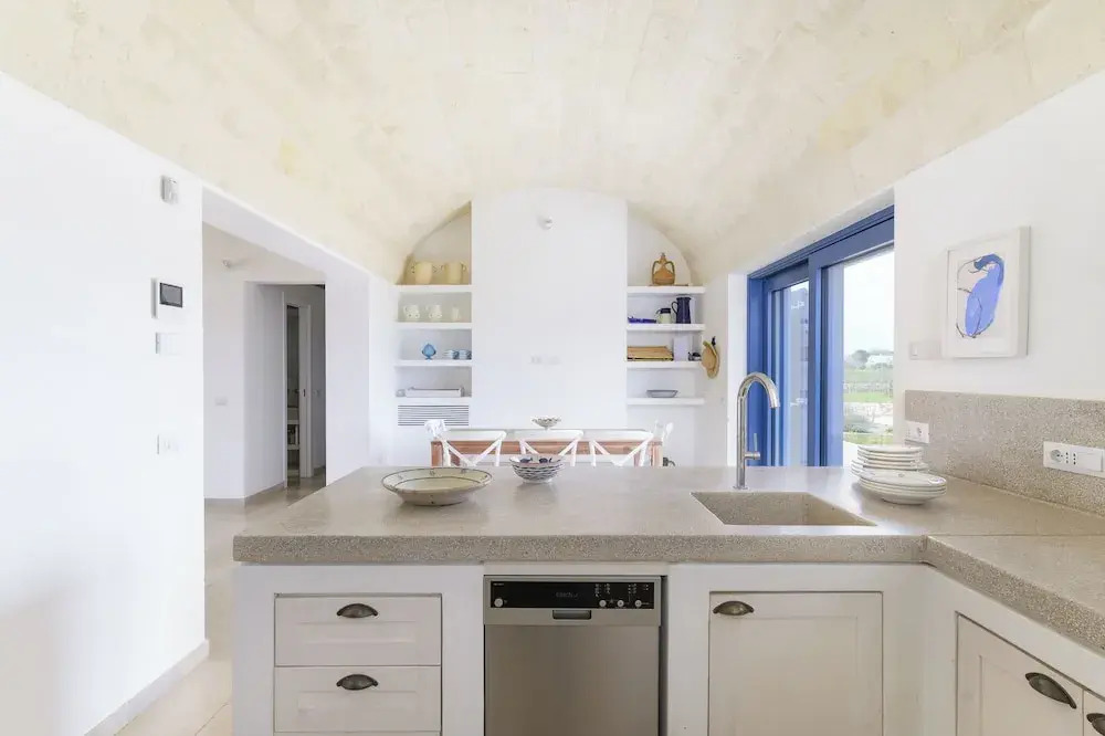 Casa Blue con piscina by Wonderful Italy