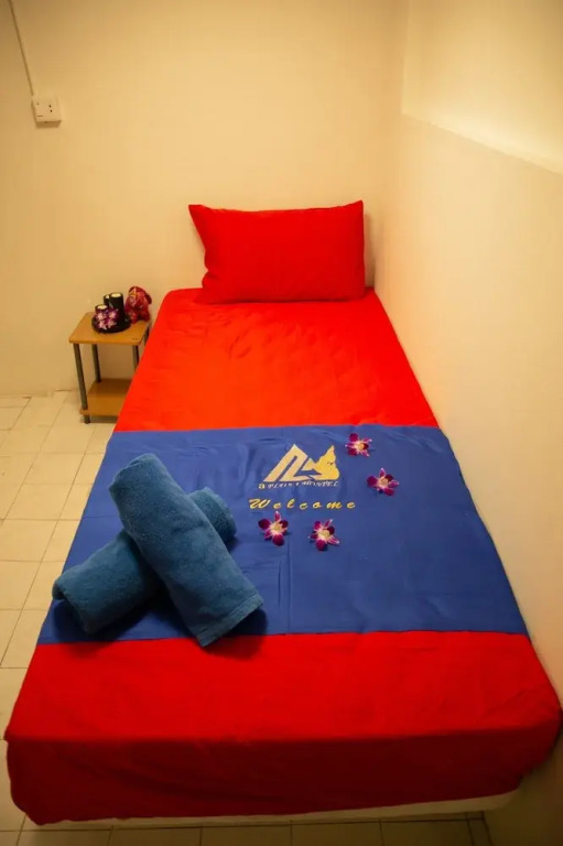 3 Plus 1 Hostel
