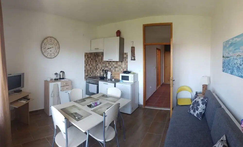 Apartment With one Bedroom in Trogir, With Enclosed Garden and Wifi