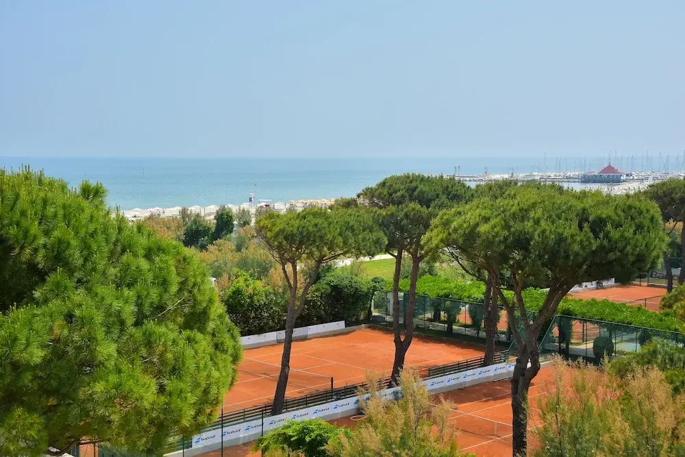 Hotel Helios Beach