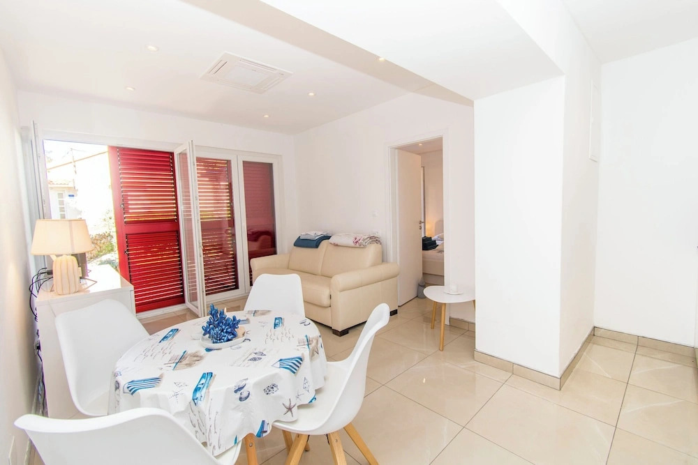 Apartment Dora Pag