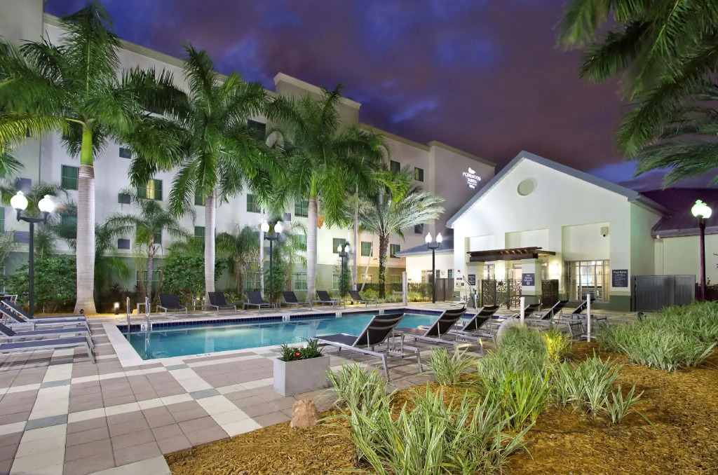 Homewood Suites by Hilton Fort Lauderdale Airport-Cruise Port