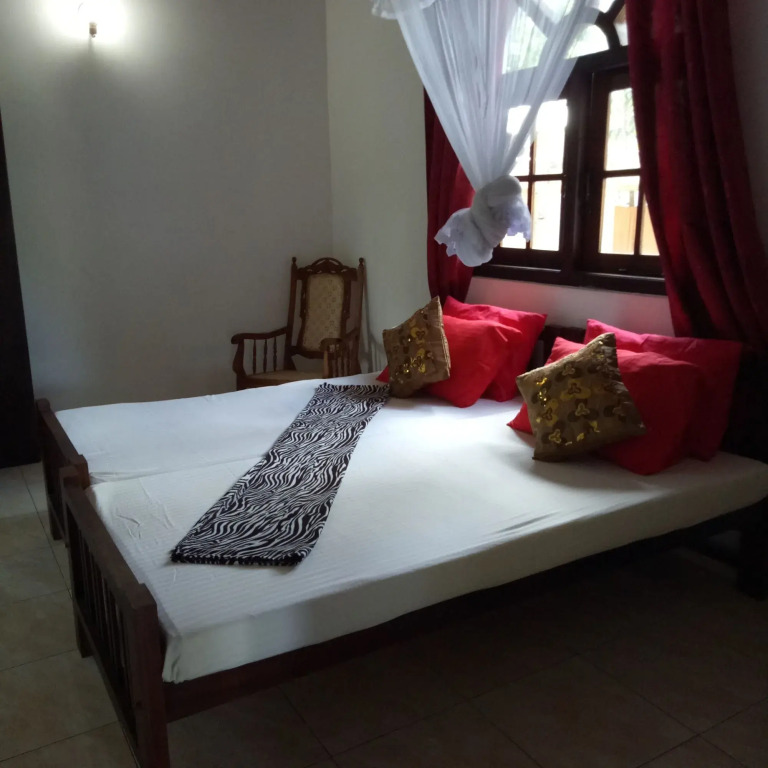White Villa Unawatuna - Casa Dolce