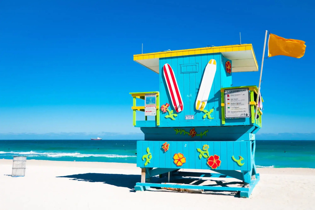 South Beach Rooms and Hostel