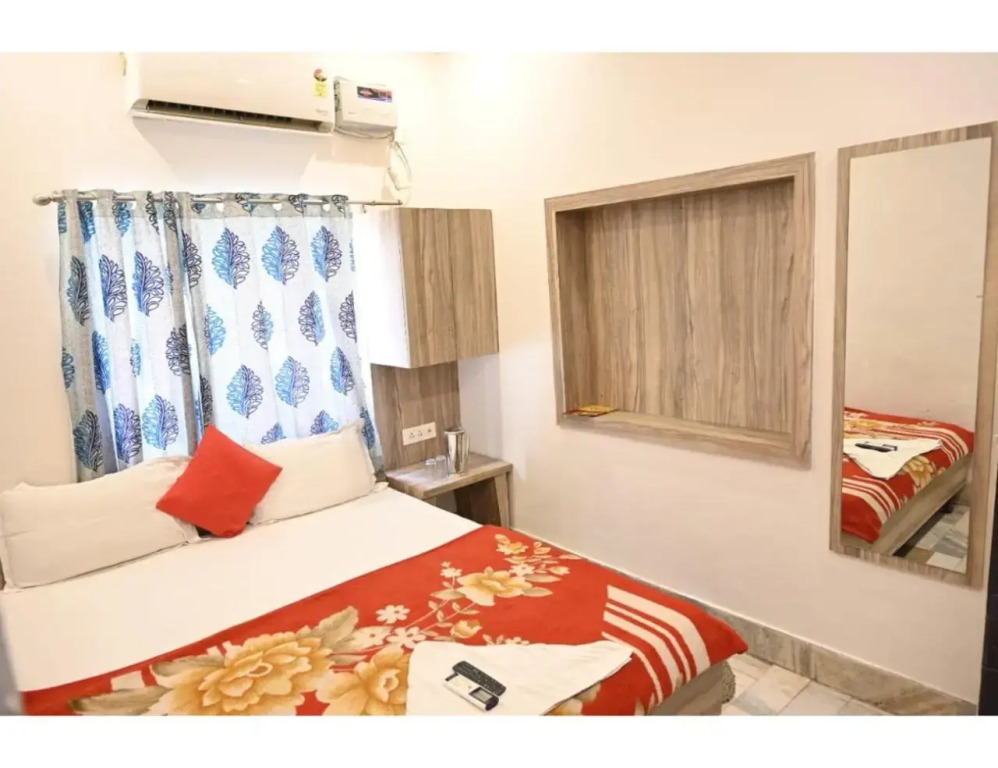 Hotel Arya