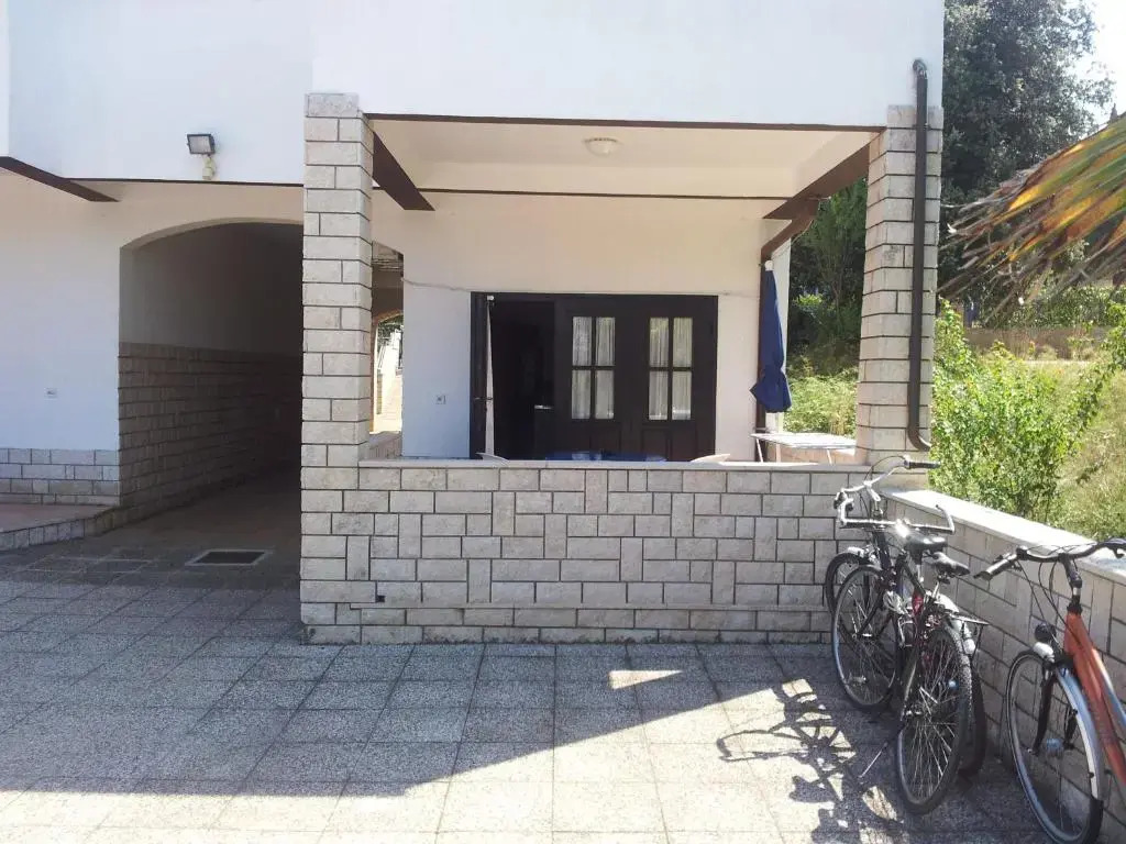 Suran Apartments