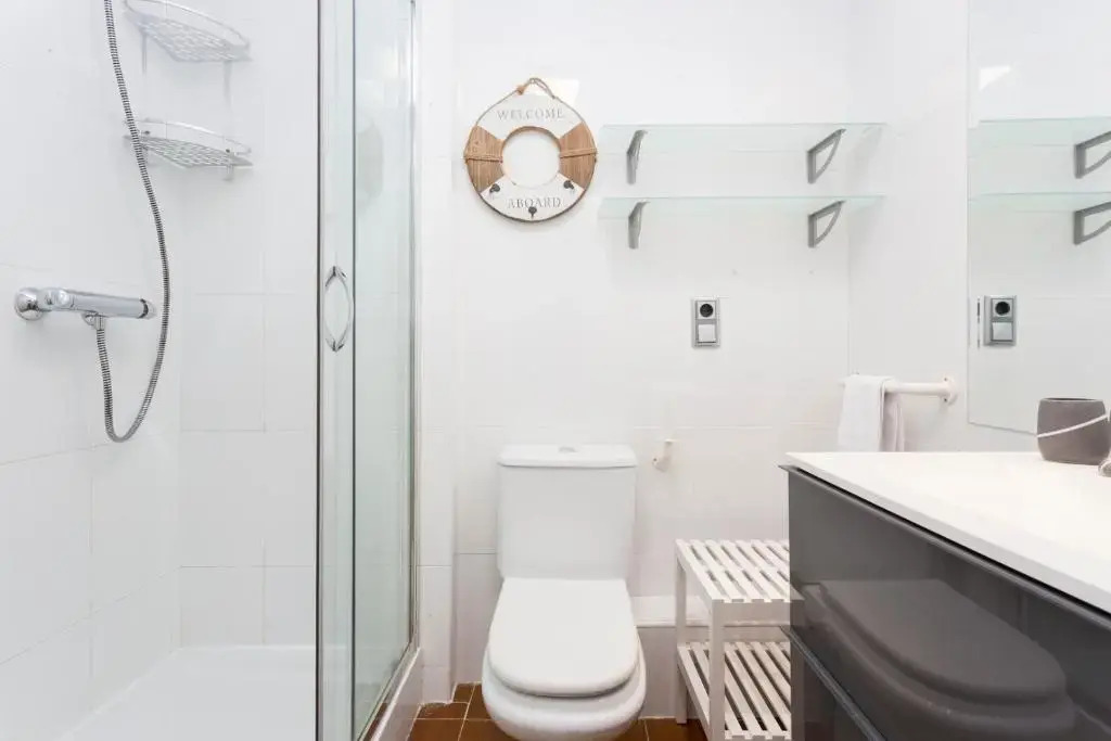 Cozy studio overlooking Pedro Zerolo Square