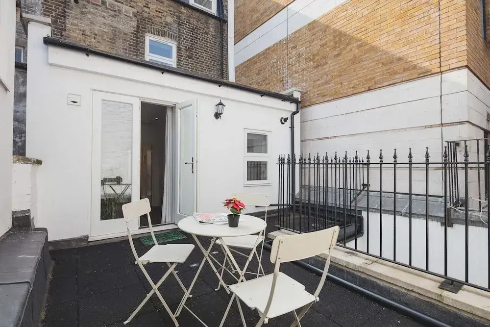 The City London Apartments