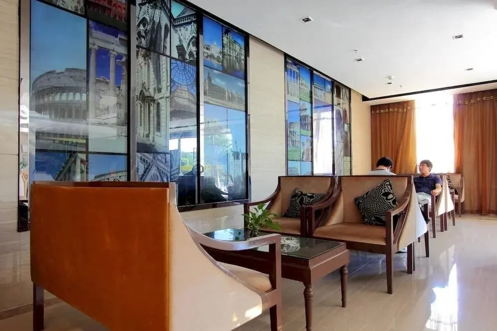 Tonglu Baioute Holiday Hotel