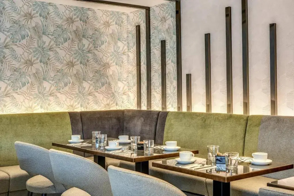 Hotel 77 Seventy-Seven - Maison DArt Collection