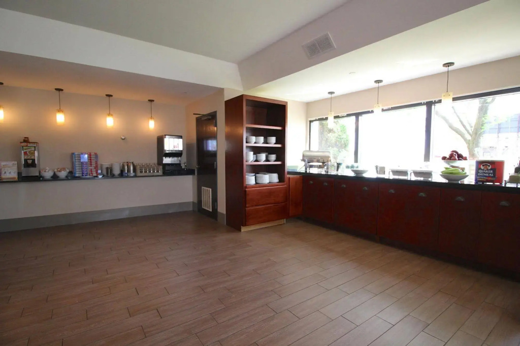 Country Inn & Suites by Radisson, Sandusky South, OH