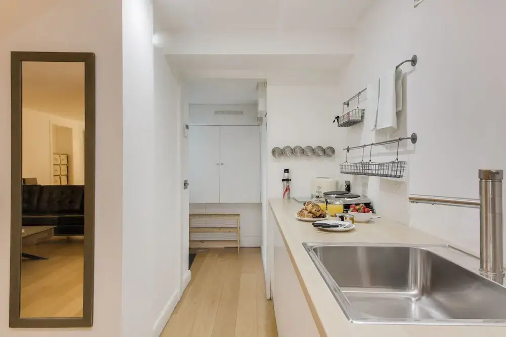 Spacious New Kings Road Nest