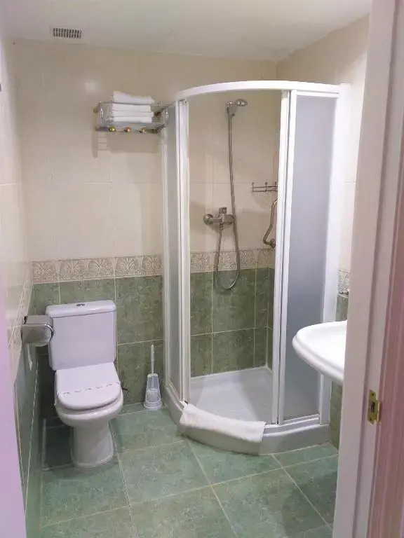 Hostal Meson Del Barro - Alojamientos Pamplona