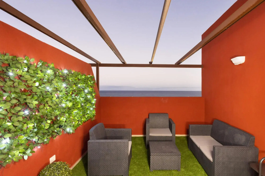 Home2Book Sea Front Duplex Terrace Pool +Wifi