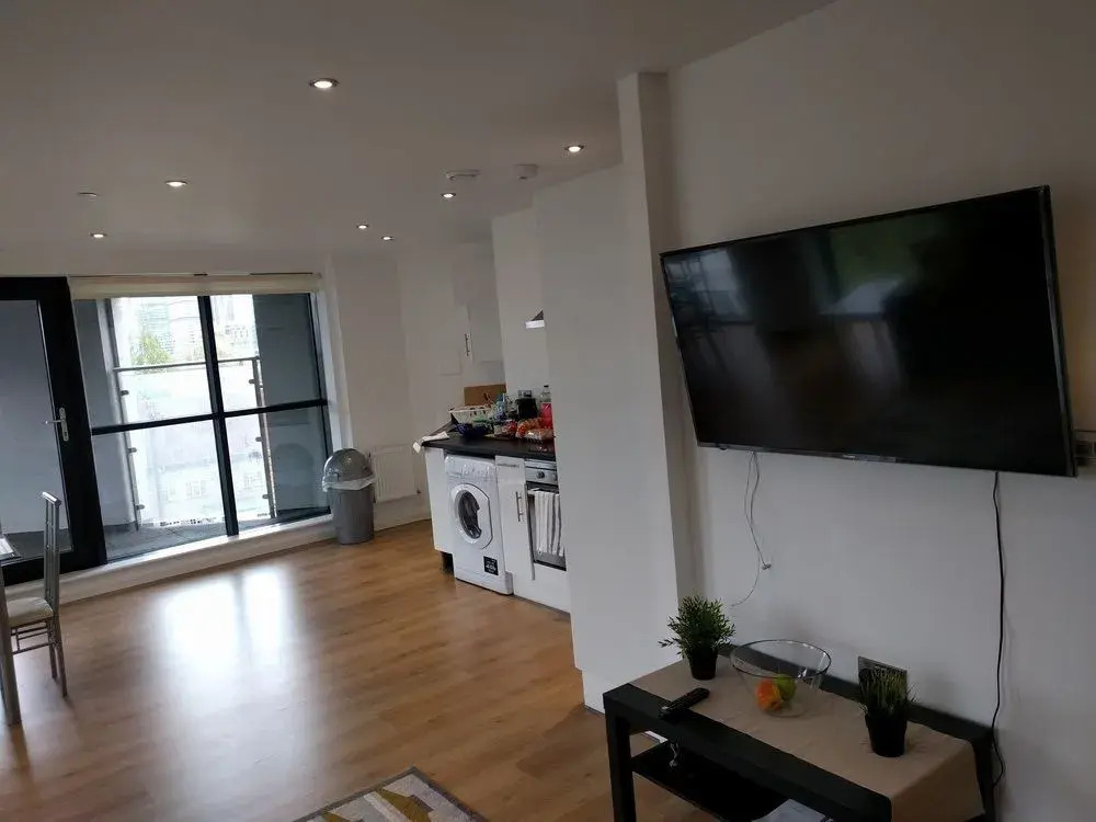 Elephant and Castle Apartment