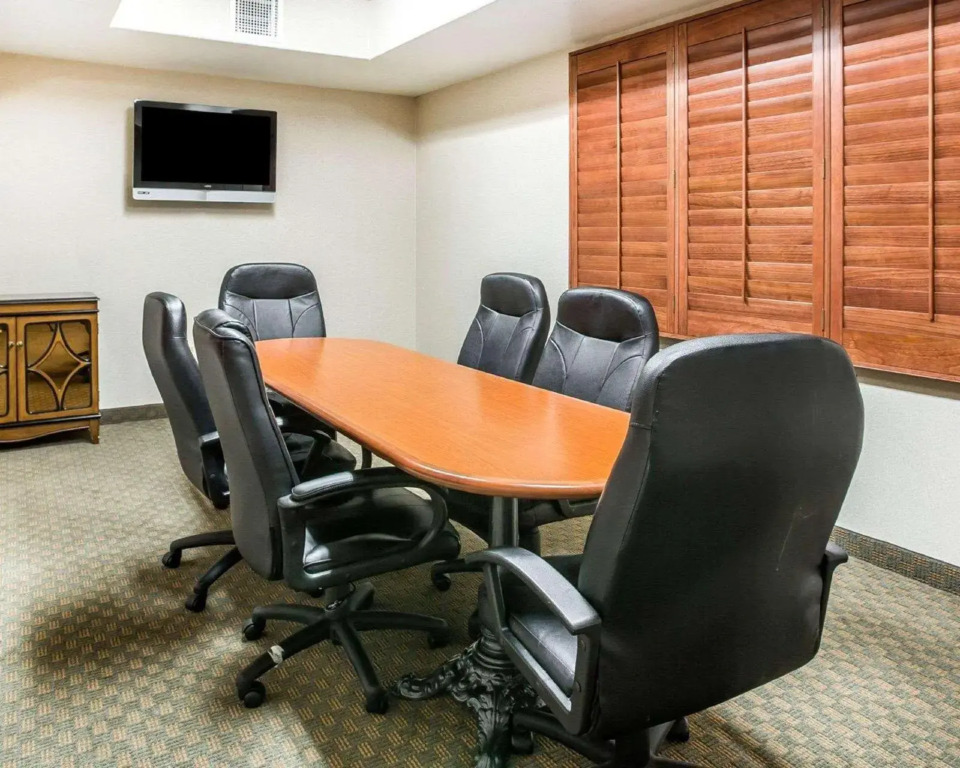 Comfort Inn & Suites Galt - Lodi North