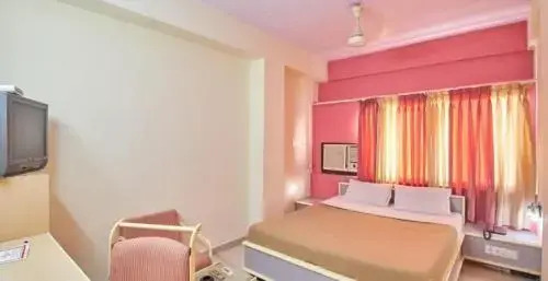 Aditya Hotel