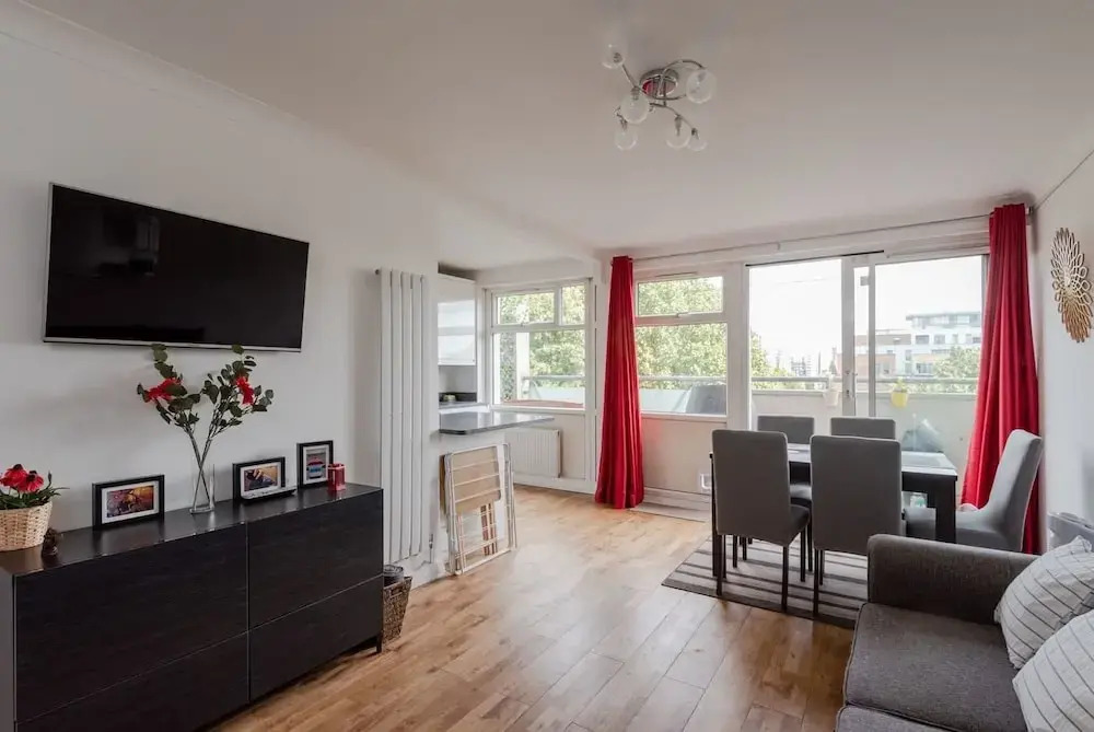 Great 2 Bed For Up To 6 Guests Near Canary Wharf