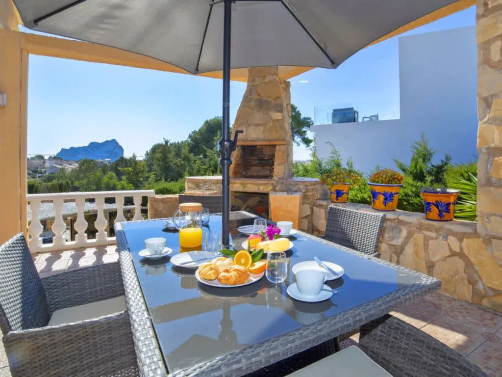 Holiday Home Nadine by Interhome