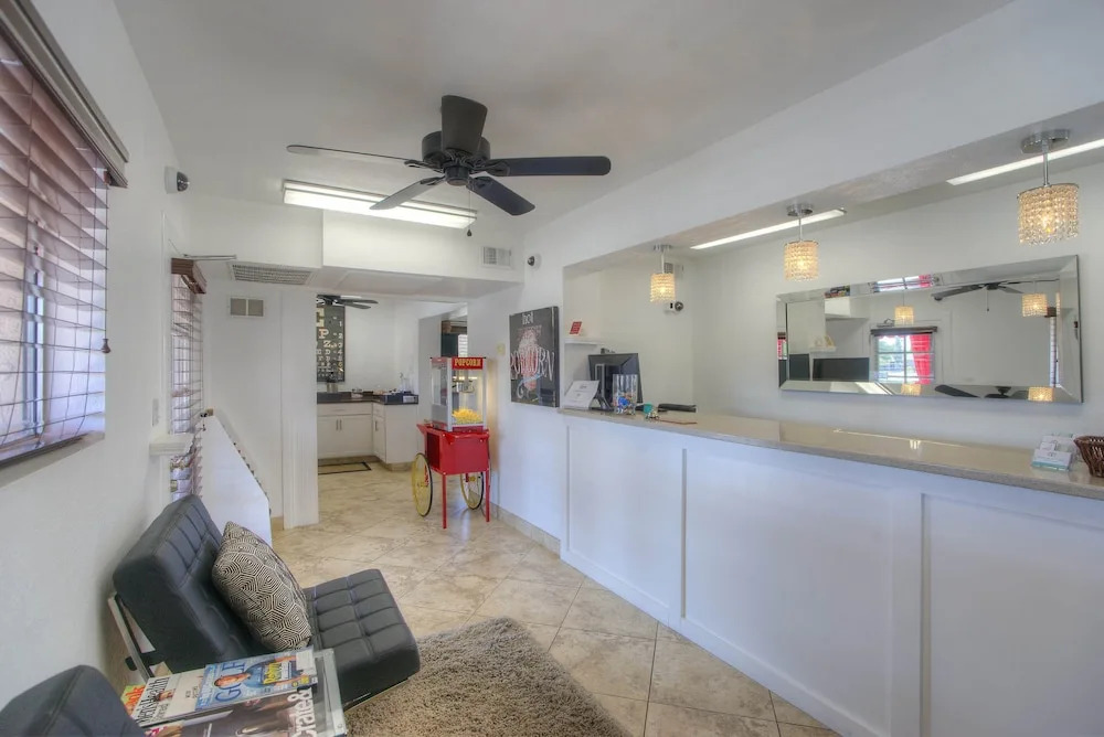 Park Suites at 119 - One Bedroom Apartment
