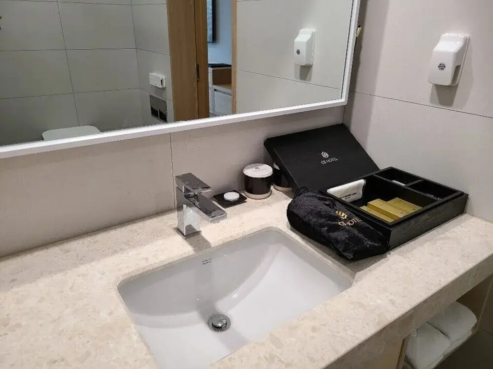CS Hotel