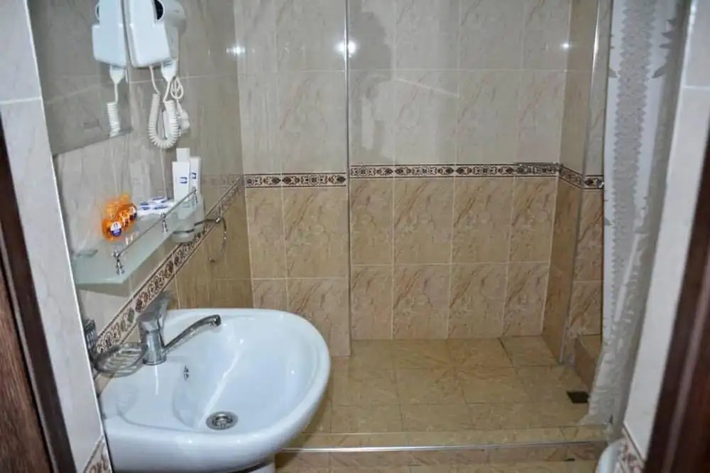 Arg Hotel