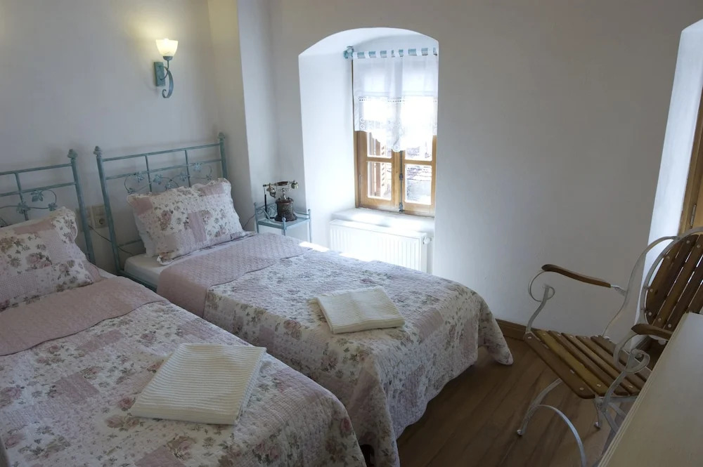 Hotel Des Etrangers - Special Category