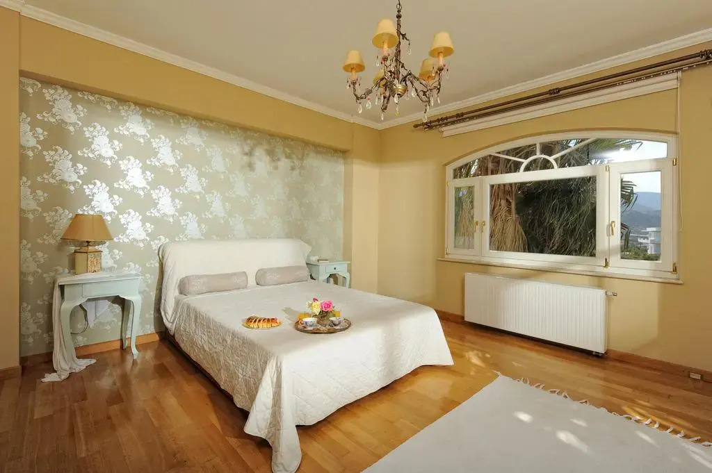 Villa Iris Luxury House