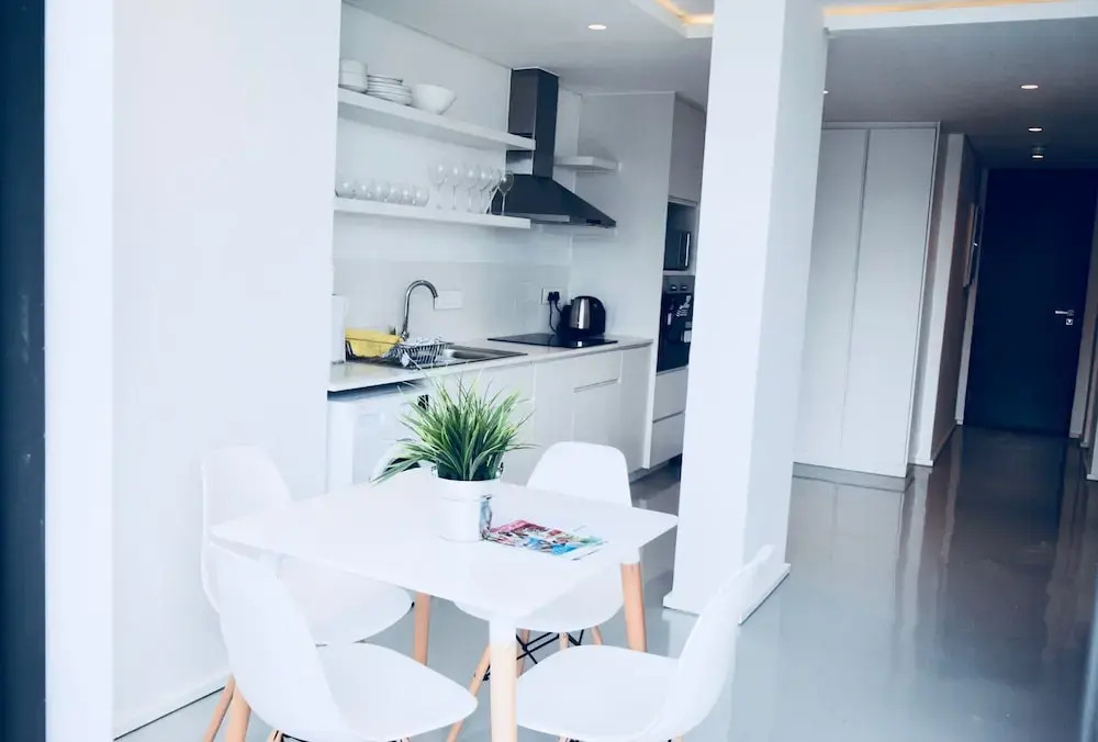 Modern 1 Bedroom Apartment in Cape Town